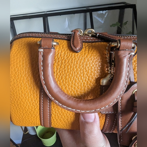 SOLD - CGR : Coach Papaya Rogue 18 - Picture 8 of 11